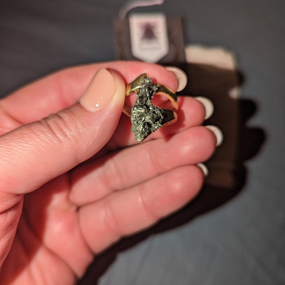 Pyrite + Gold earrings and ring set - Picture 2 of 7